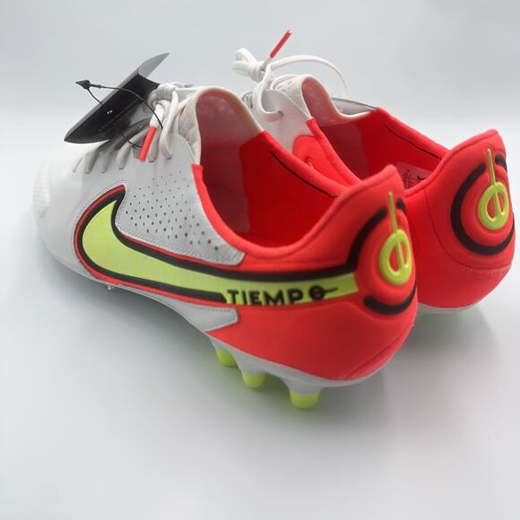 Sz 10.5 Nike Soccer Cleats Tiempo Legend 9 Elite PRO AG White NEW DB0824 177 main image 4